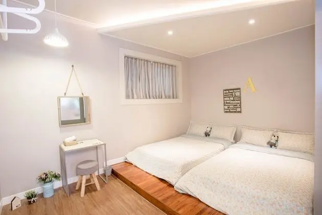 Premier Studio Family Room
