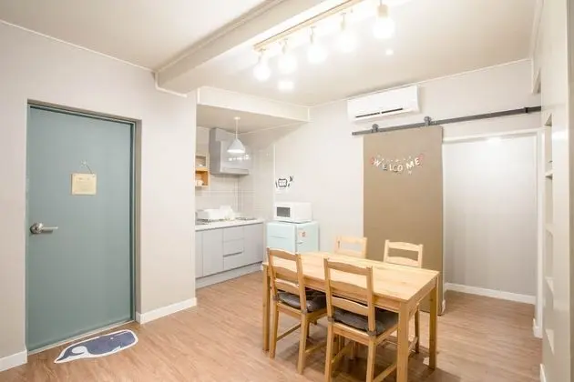Premier Studio Family Room