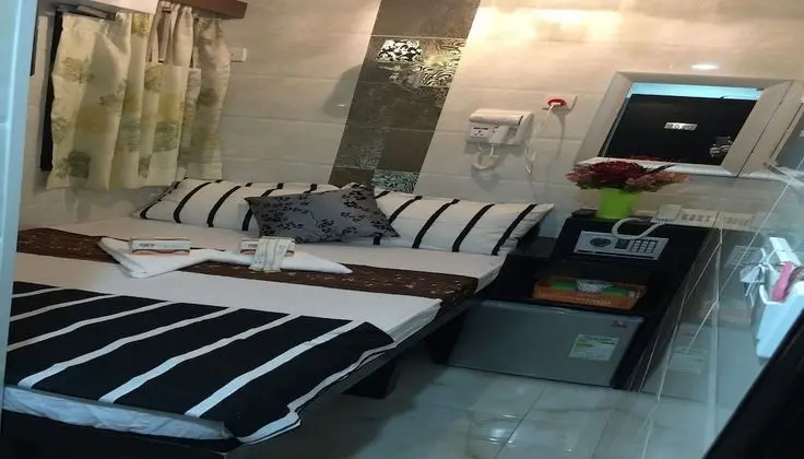 Standard Tek Büyük Yataklı Oda