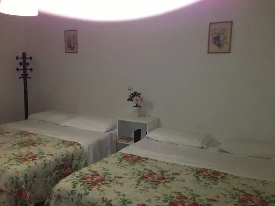 Dört Kişilik Oda, Ortak Banyo