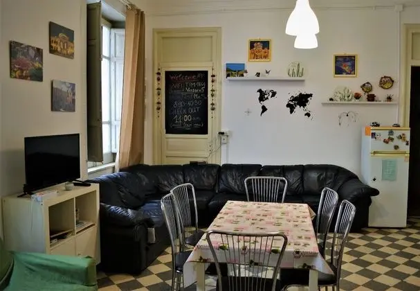 Dört Kişilik Oda, Sadece kadınlar için, Ortak Banyo