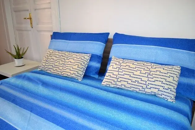 Economy Tek Büyük Yataklı Oda, Ortak Banyo