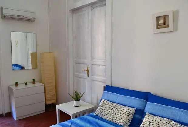 Economy Tek Büyük Yataklı Oda, Ortak Banyo