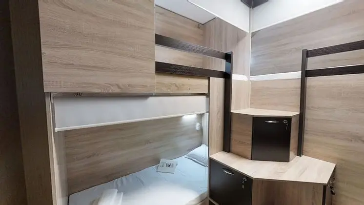 Ortak Ranzalı Oda, Sadece kadınlar için