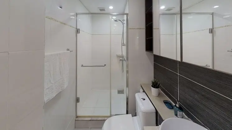 Ortak Ranzalı Oda, Sadece kadınlar için
