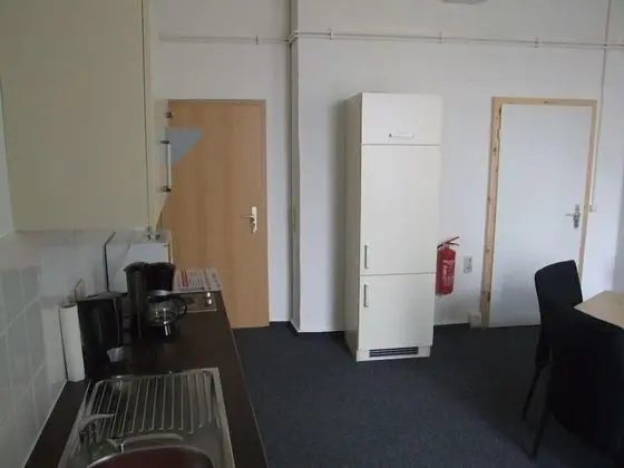 Basic Dört Kişilik Oda, Ortak Banyo (gemeinsame Küche)