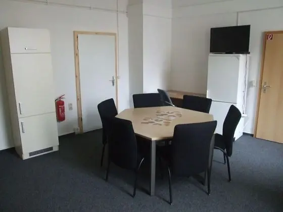 Basic Dört Kişilik Oda, Ortak Banyo (gemeinsame Küche)