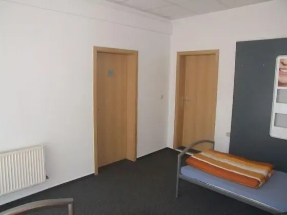 Basic Üç Kişilik Oda, Ortak Banyo (gemeinsame Küche)