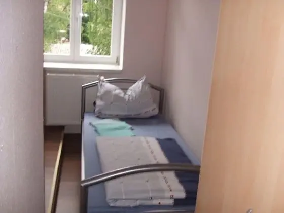 Basic Tek Kişilik Oda, Ortak Banyo (gemeinsame Küche)