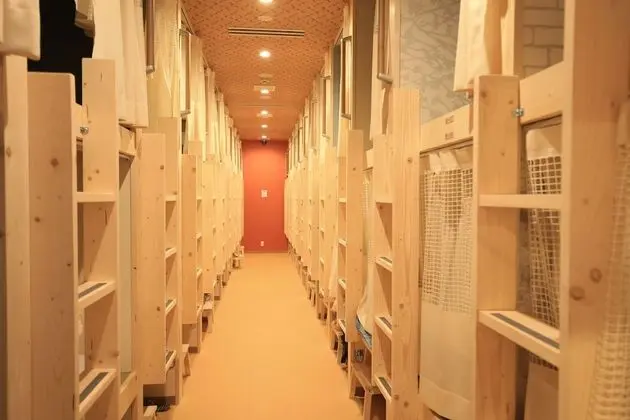 Ortak Ranzalı Oda, Sadece erkekler için (22-Bed)