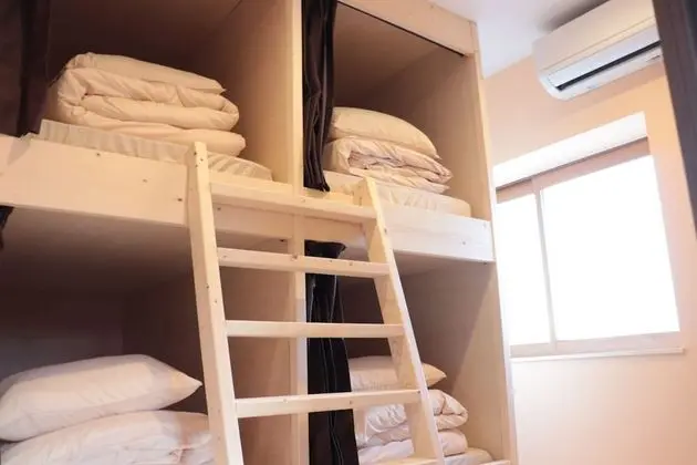 Ortak Ranzalı Oda, Sadece kadınlar için (up to 6 Guests)