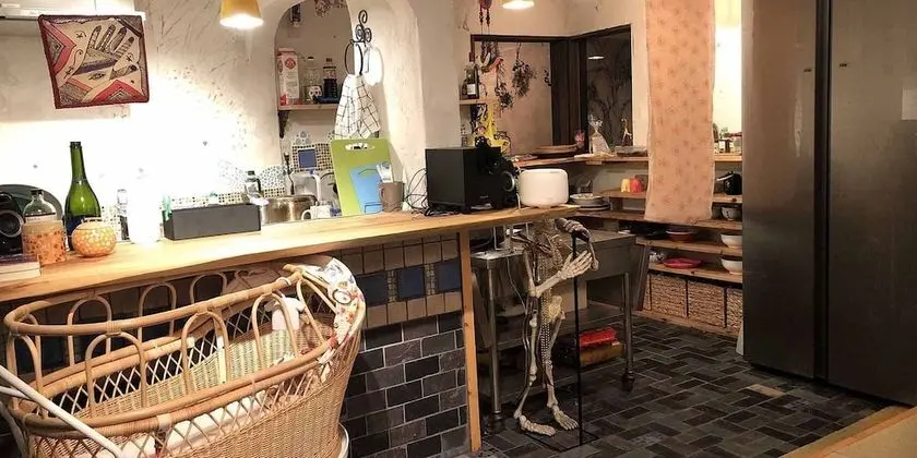 Basic Dört Kişilik Oda, Sigara İçilmez