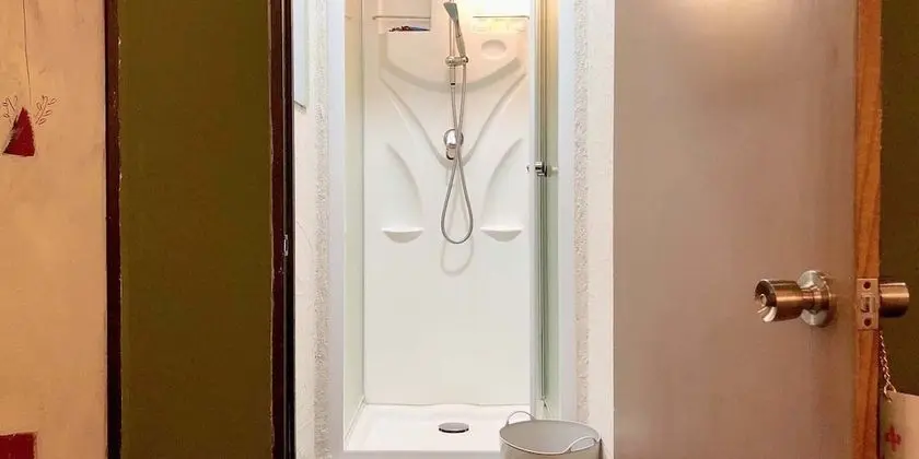 Ortak Ranzalı Oda, Karma Ranzalı Oda, Sigara İçilmez (4 beds dormitory)
