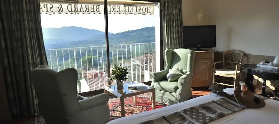 Junior Süit, 1 Çift Kişilik Yatak, Küvet