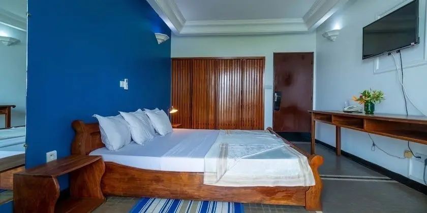 Standard Tek Büyük Yataklı Oda