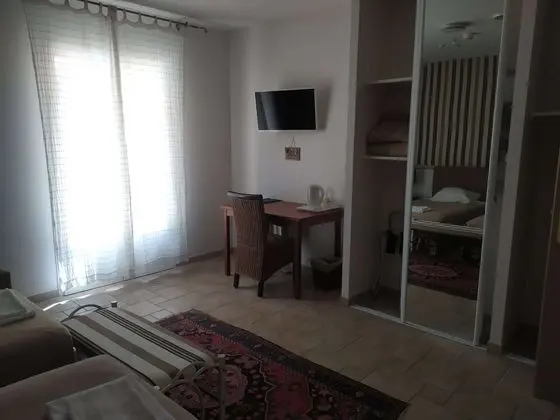 İki Ayrı Yataklı Oda, Engellilere Uygun, Banyolu/Duşlu (Chambre Douve)