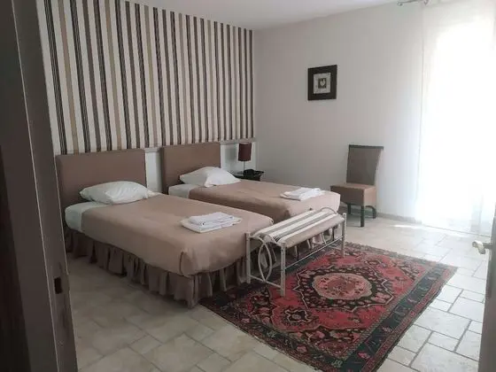 İki Ayrı Yataklı Oda, Engellilere Uygun, Banyolu/Duşlu (Chambre Douve)