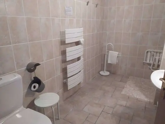 İki Ayrı Yataklı Oda, Engellilere Uygun, Banyolu/Duşlu (Chambre Douve)