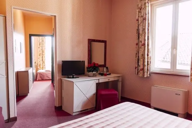 Superior Üç Kişilik Oda, Bahçe Manzaralı