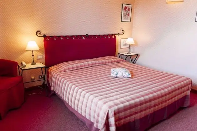 Superior Üç Kişilik Oda, Bahçe Manzaralı