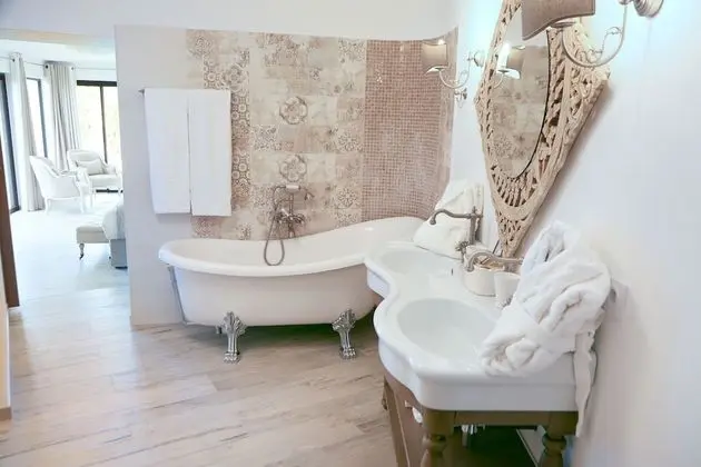 Junior Süit (Jacuzzi)