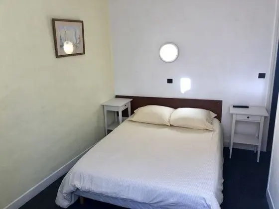 Tek Büyük Yataklı Oda, Sigara İçilmez