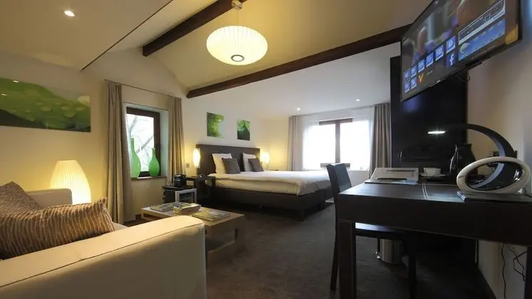 Junior Süit, Vadi Manzaralı