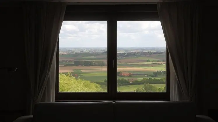 Junior Süit, Vadi Manzaralı