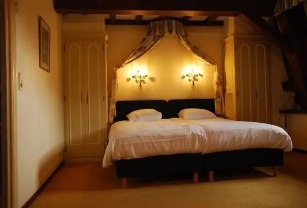 Standard Tek Büyük veya İki Ayrı Yataklı Oda