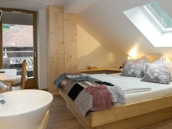 Standard Tek Büyük Yataklı Oda, Banyolu/Duşlu