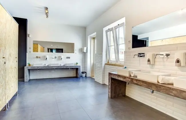 10 Beds in Mixed Dormitory