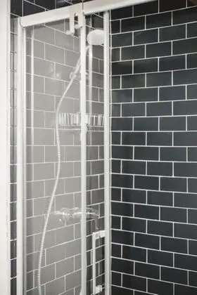 Ortak Ranzalı Oda, Sadece kadınlar için (4 Pax)