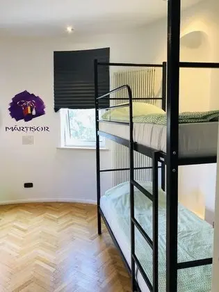 Dört Kişilik Oda, Karma Ranzalı Oda, Ortak Banyo (Green)