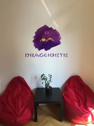 Dört Kişilik Oda, Karma Ranzalı Oda, Ortak Banyo (Red)
