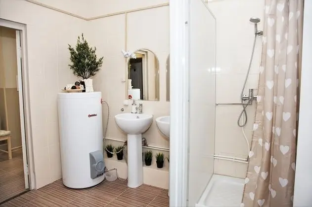 Standard Ortak Ranzalı Oda, Karma Ranzalı Oda (Bed in 10-bed Room)