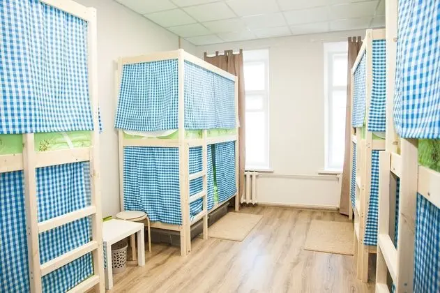 Standard Ortak Ranzalı Oda, Sadece erkekler için (Bed in 10-bed Room)