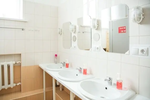 Standard Ortak Ranzalı Oda, Sadece kadınlar için