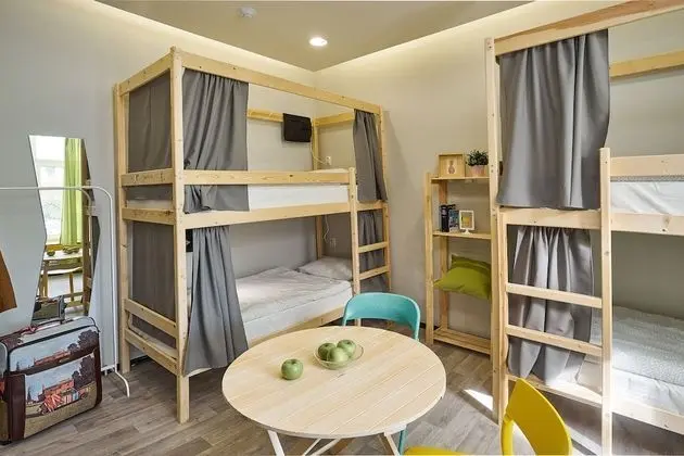 Economy Ortak Ranzalı Oda, Sadece kadınlar için (Bed in 8-Bed Dormitory) (Green)