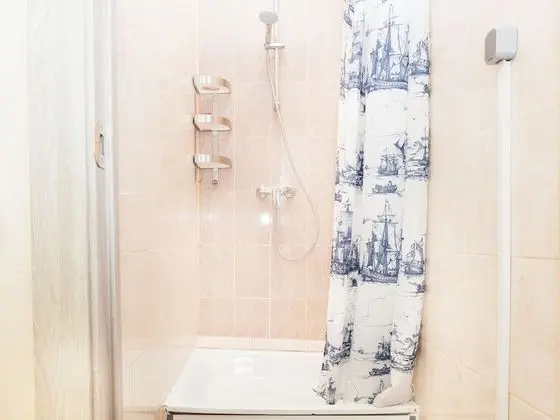 Basic İki Ayrı Yataklı Oda