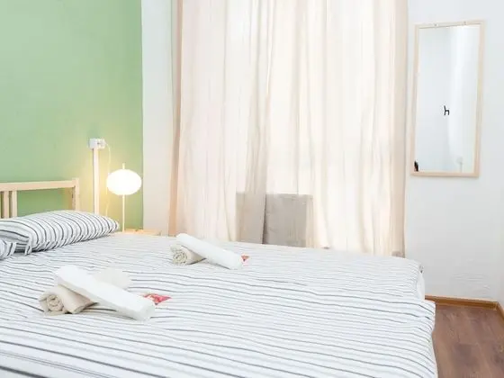 Basic Tek Büyük Yataklı Oda