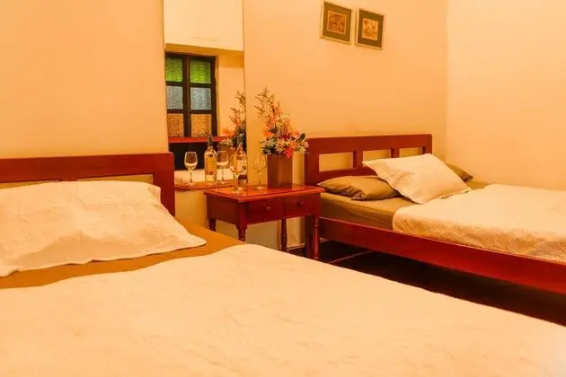 Basic Üç Kişilik Oda