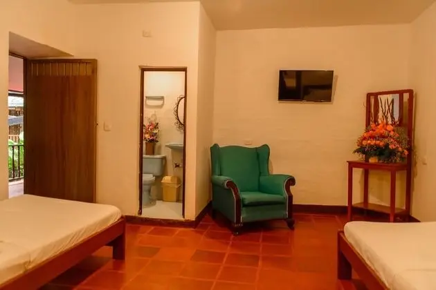 Basic Üç Kişilik Oda