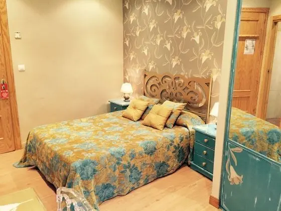 Tek Büyük Yataklı Oda