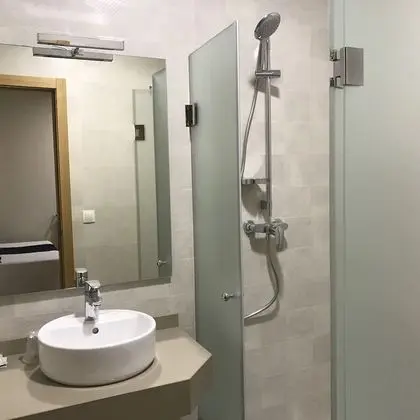 Tek Büyük veya İki Ayrı Yataklı Oda