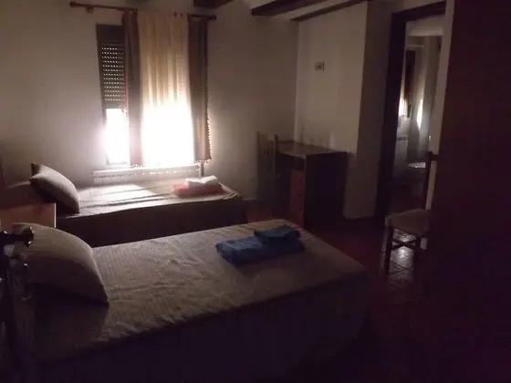 Tek Büyük veya İki Ayrı Yataklı Oda