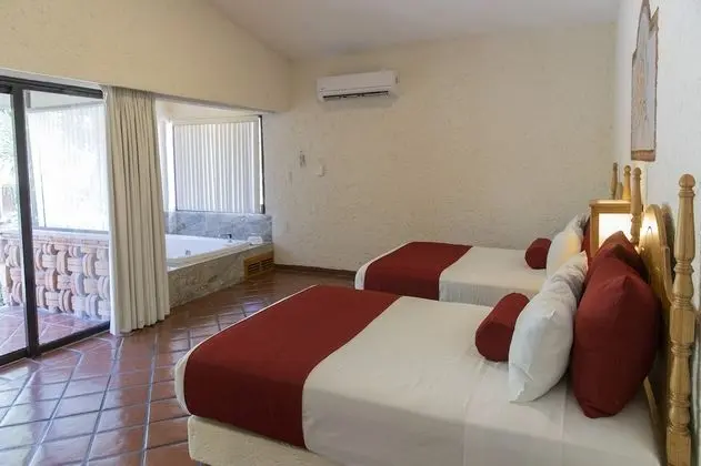 Jacuzzi Terrace Suite