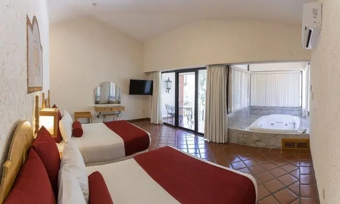 Jacuzzi Terrace Suite