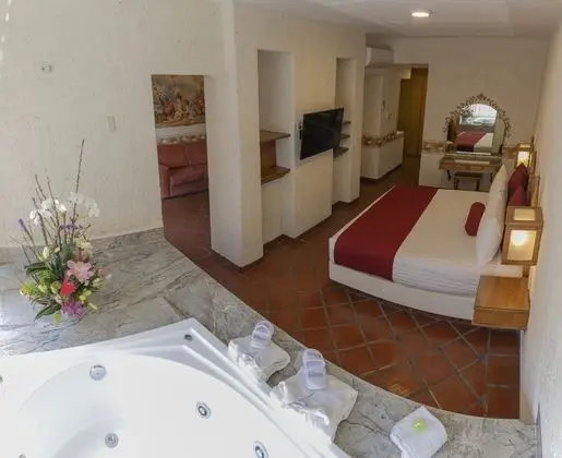 Jacuzzi Terrace Suite