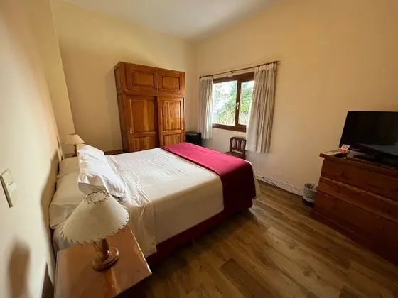 Double Room, 1 Queen Bed (No lake view)