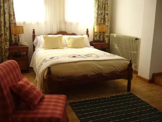 Basic Tek Büyük Yataklı Oda, Sigara İçilmez, Dağ Manzaralı